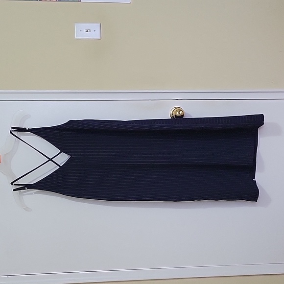 TOPSHOP Sleeveless Dress with Slit - Picture 2 of 2